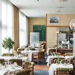 Radisson Blu Fuerst Leopold Hotel 