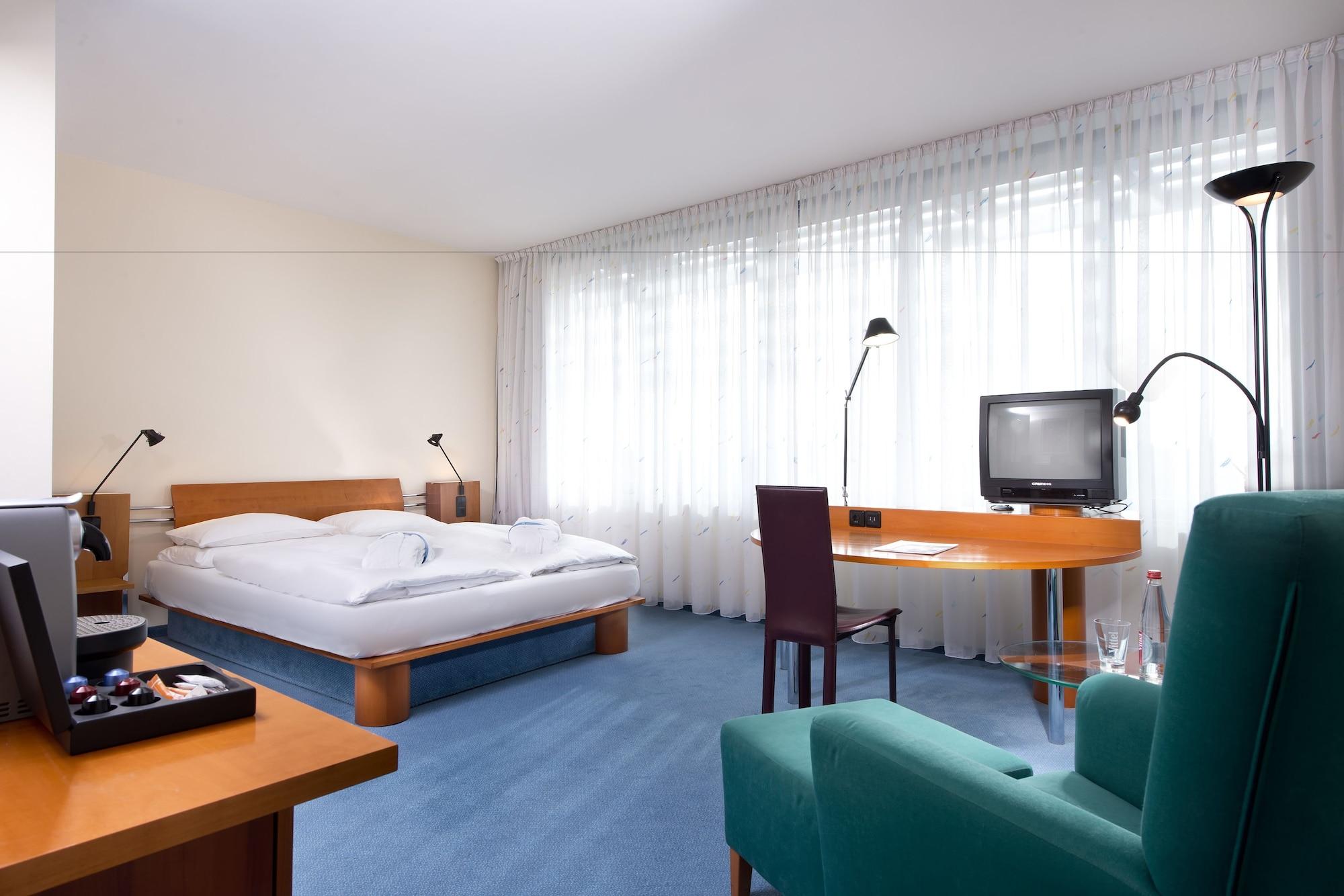 Отель Radisson Blu Fuerst Leopold