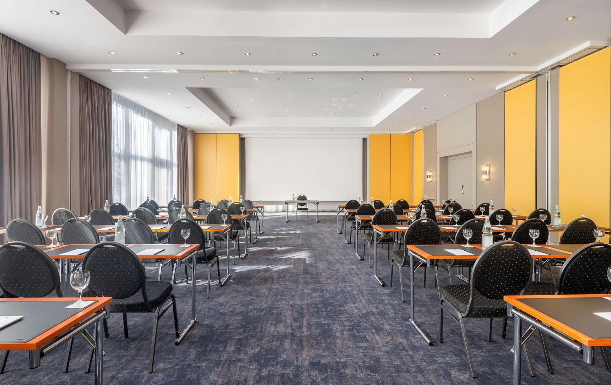 Radisson Blu Fuerst Leopold 4*