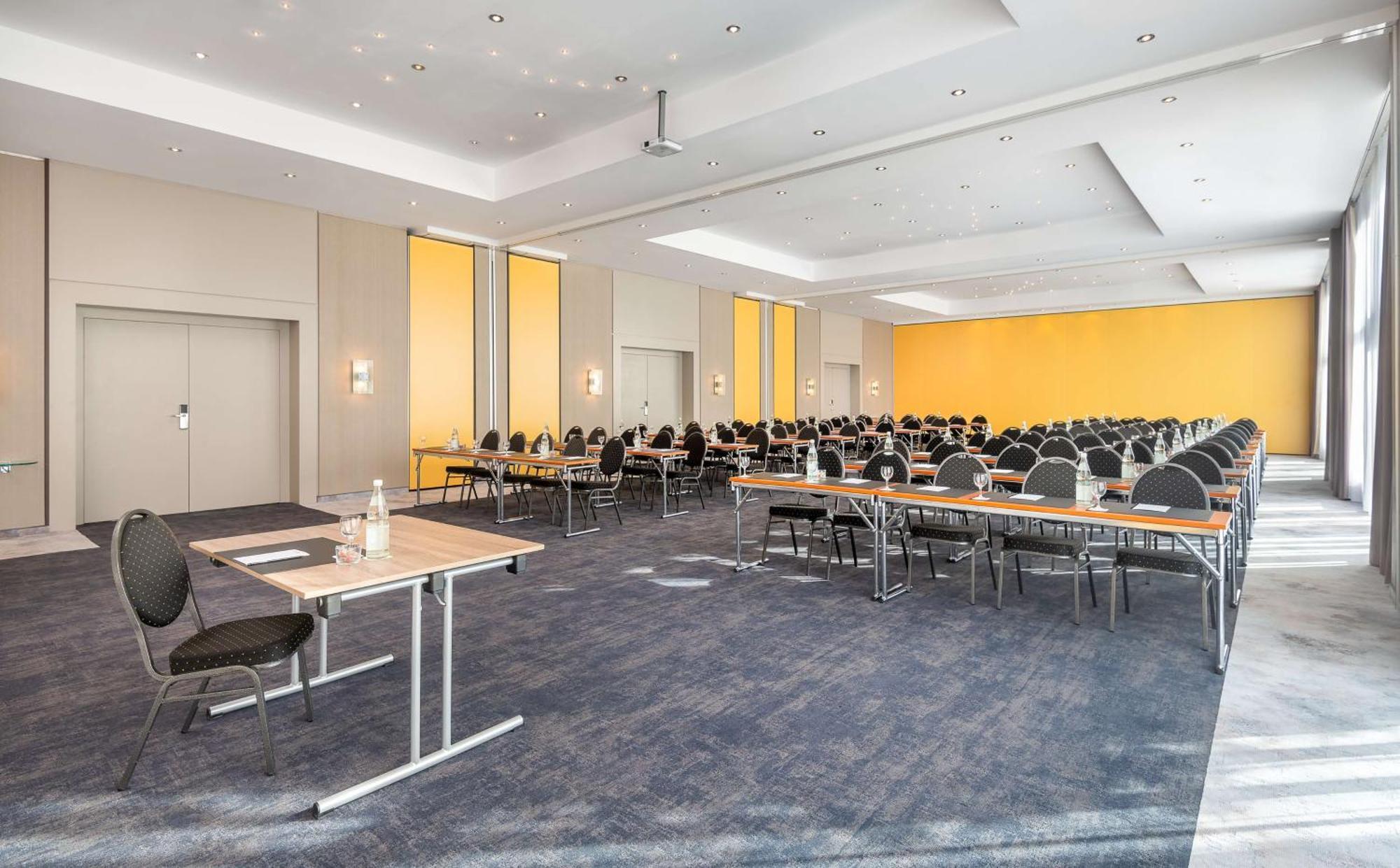Radisson Blu Fuerst Leopold 4* Dessau-Rosslau