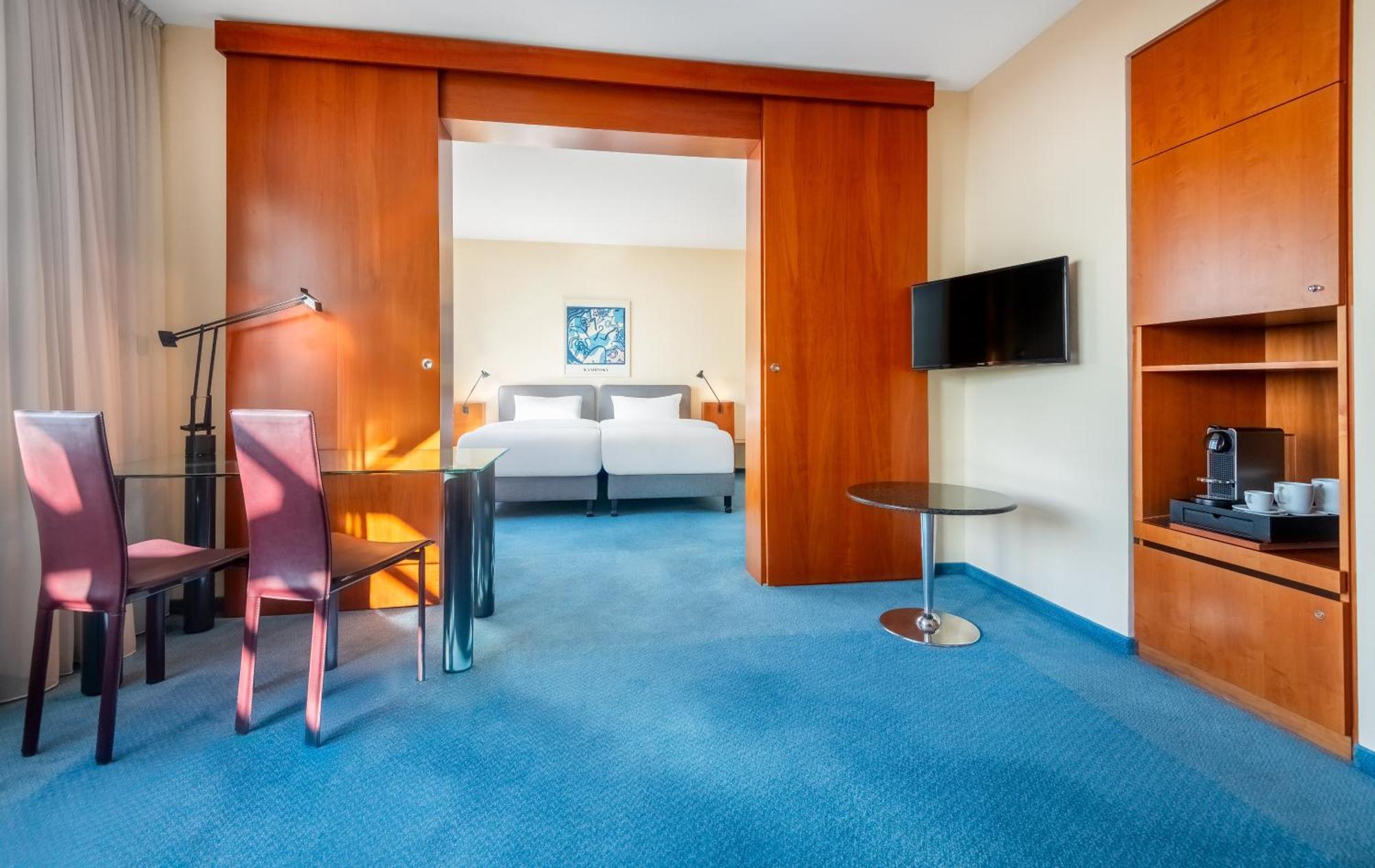 Radisson Blu Fuerst Leopold Отель 4*